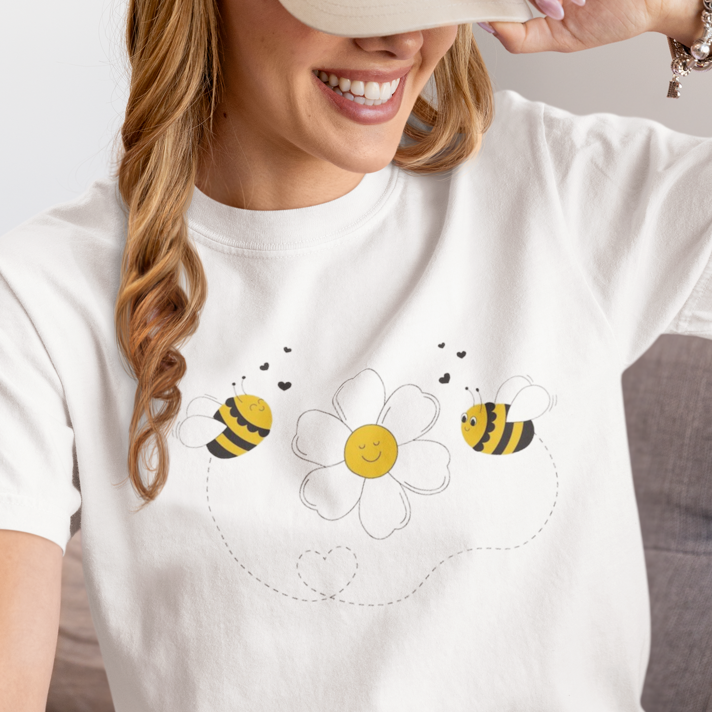 Bee with Daisy printed white Unisex T-Shirt
